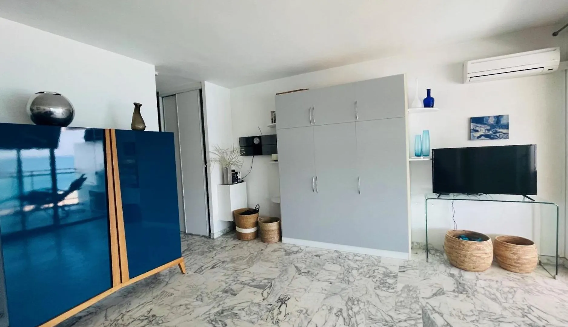 Appartement Antibes Terrasse En Front De Mer Apartment