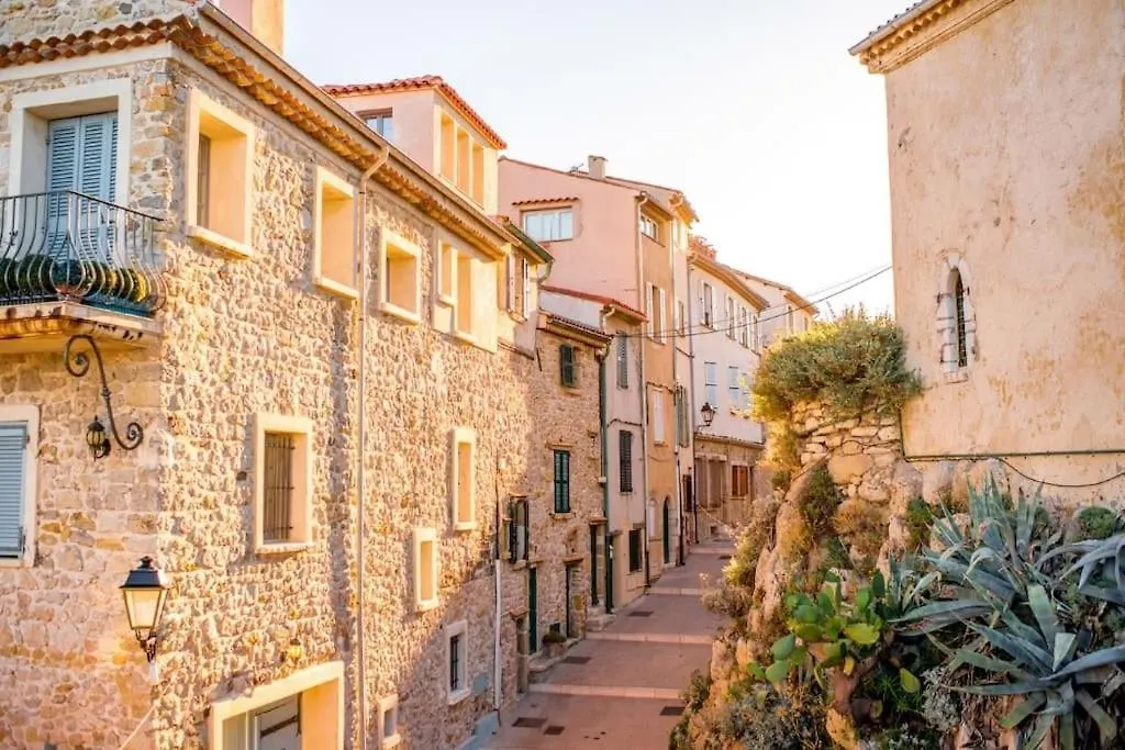 Appartement Antibes Terrasse En Front De Mer Apartment