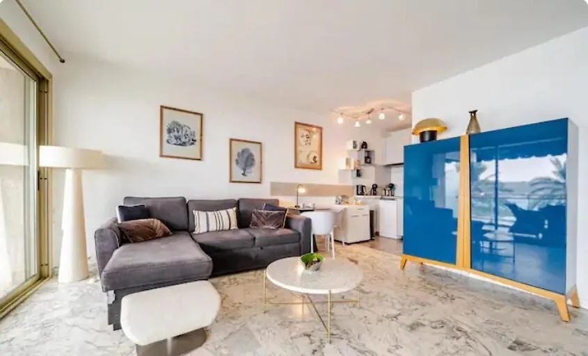 Appartement Antibes Terrasse En Front De Mer 0*,